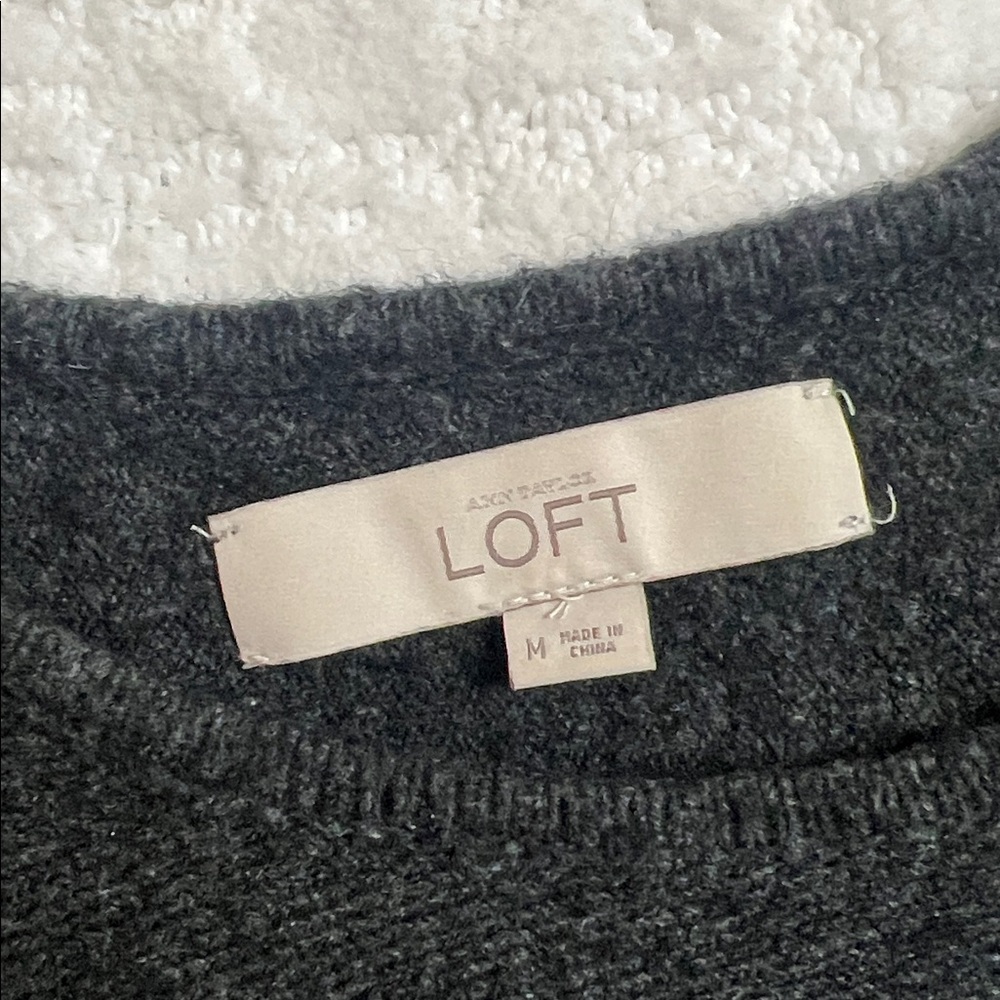 Loft charcoal gray wool blend pullover sweater 3/4 bell sleeves M - Picture 5 of 9
